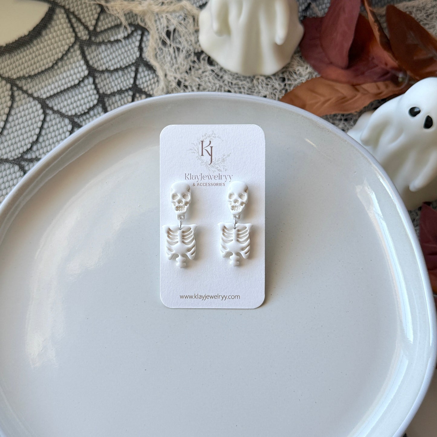 White Skeletons
