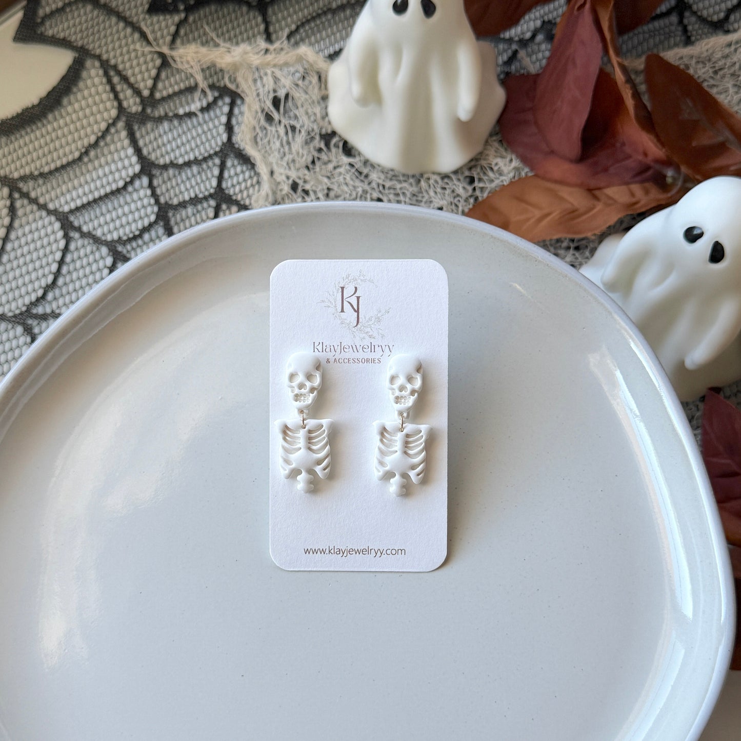 White Skeletons