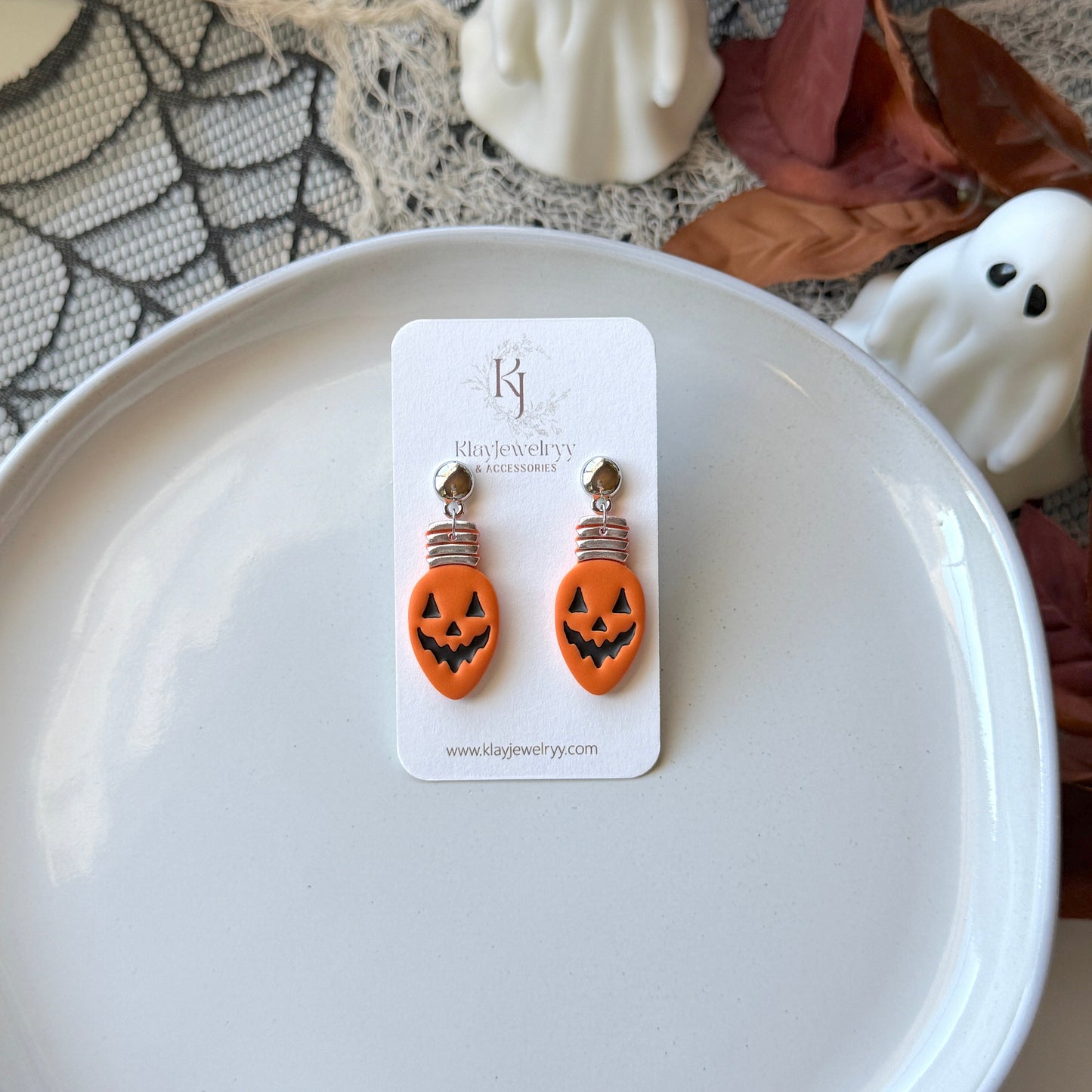 Jack-O' Light Bulb 2