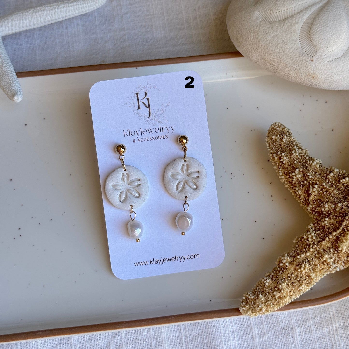 Pearl Sand Dollar Natural