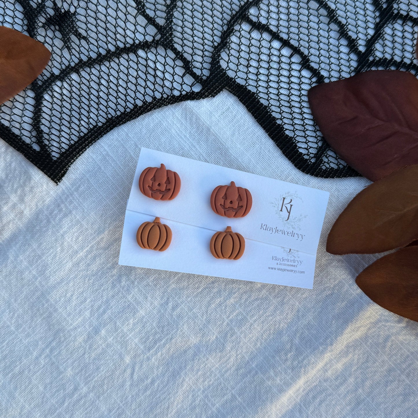 Pumpkin Studs