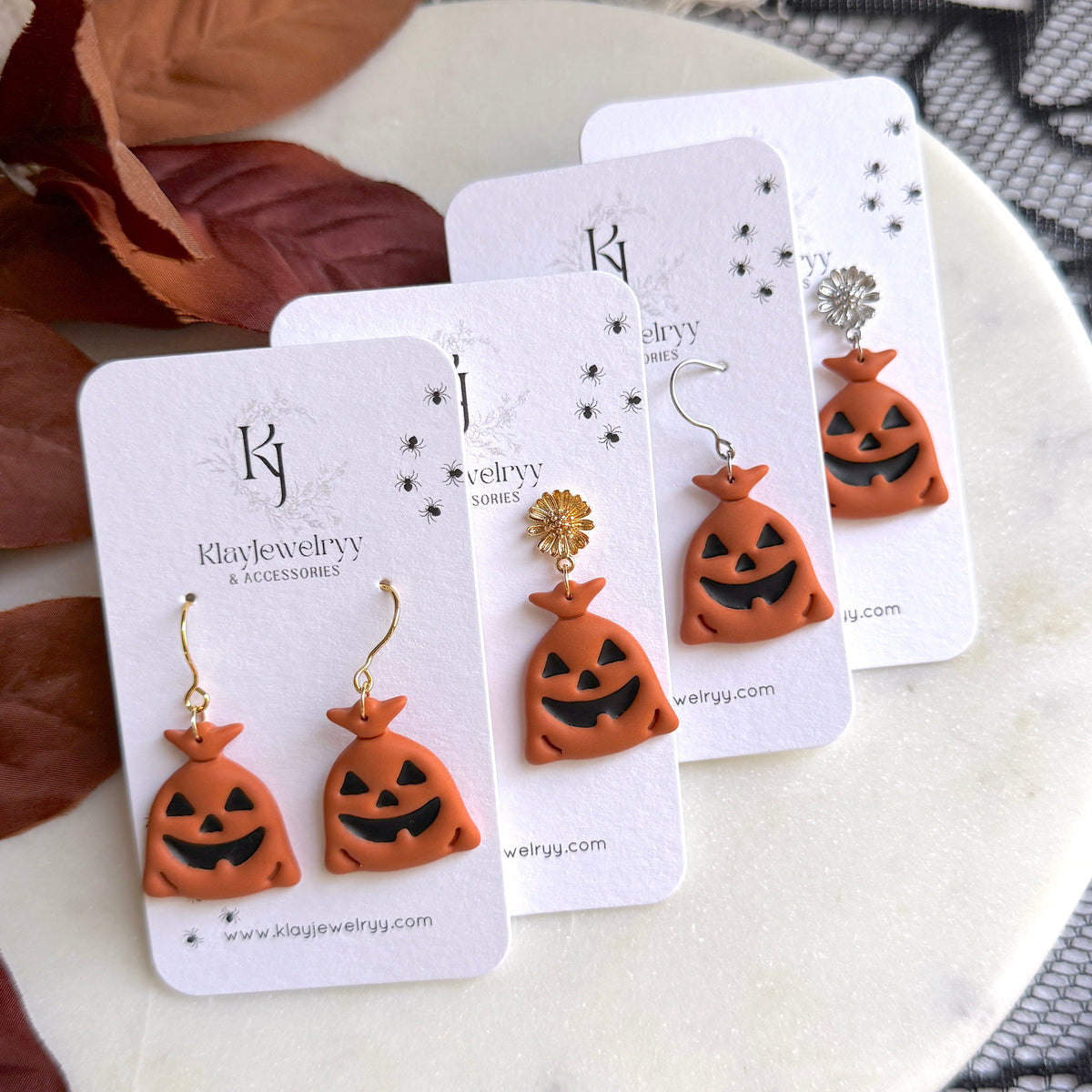 Jack-O Leaf Bags